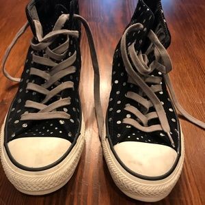 Polka dot converse